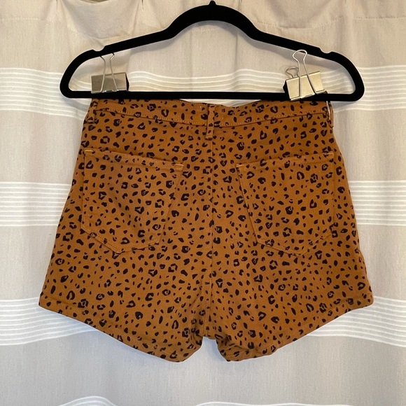 Sunday Best - Molly Shorty Shorts - Picture 2 of 4